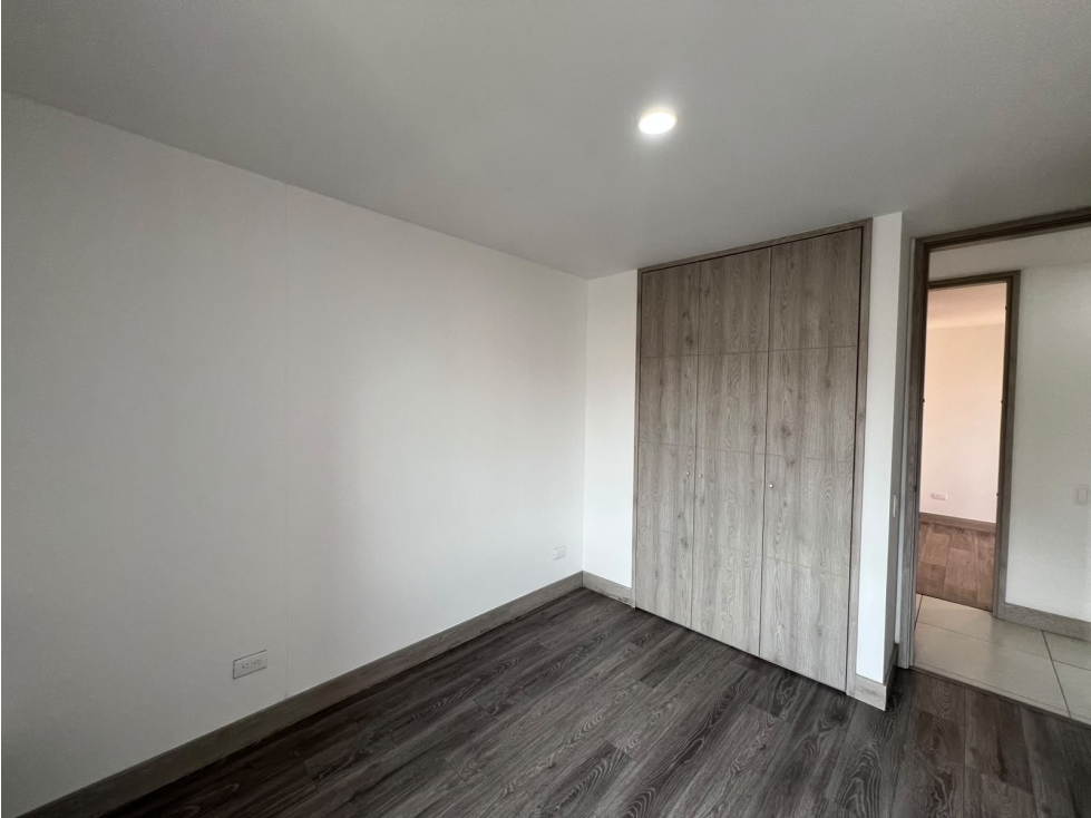 Apartamento en venta en Loma Del Chocho, Envigado · foto 5 de 14