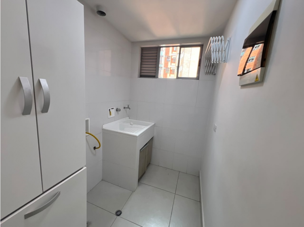 Apartamento en venta en Loma Del Chocho, Envigado · foto 13 de 14