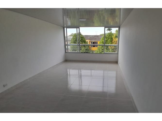 Apartamento de 3 alcobas en venta en Las Granjas, Neiva, 82 m² · foto 2 de 12