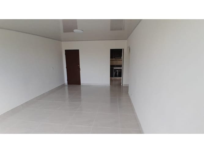 Apartamento de 3 alcobas en venta en Las Granjas, Neiva, 82 m² · foto 3 de 12