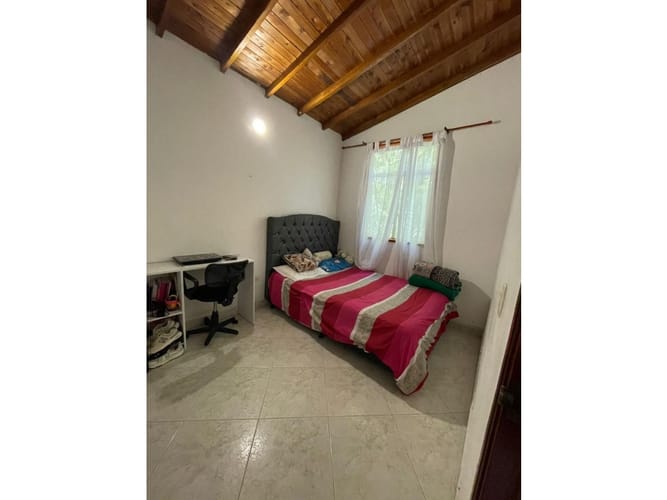 Apartamento de 3 alcobas en venta en Maria Auxiliadora, Envigado, 62 m² · foto 18 de 19