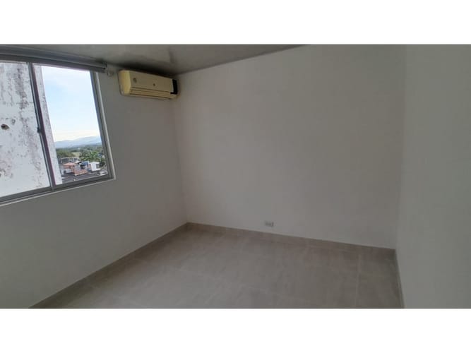 Apartamento de 3 alcobas en venta en Las Granjas, Neiva, 82 m² · foto 6 de 12