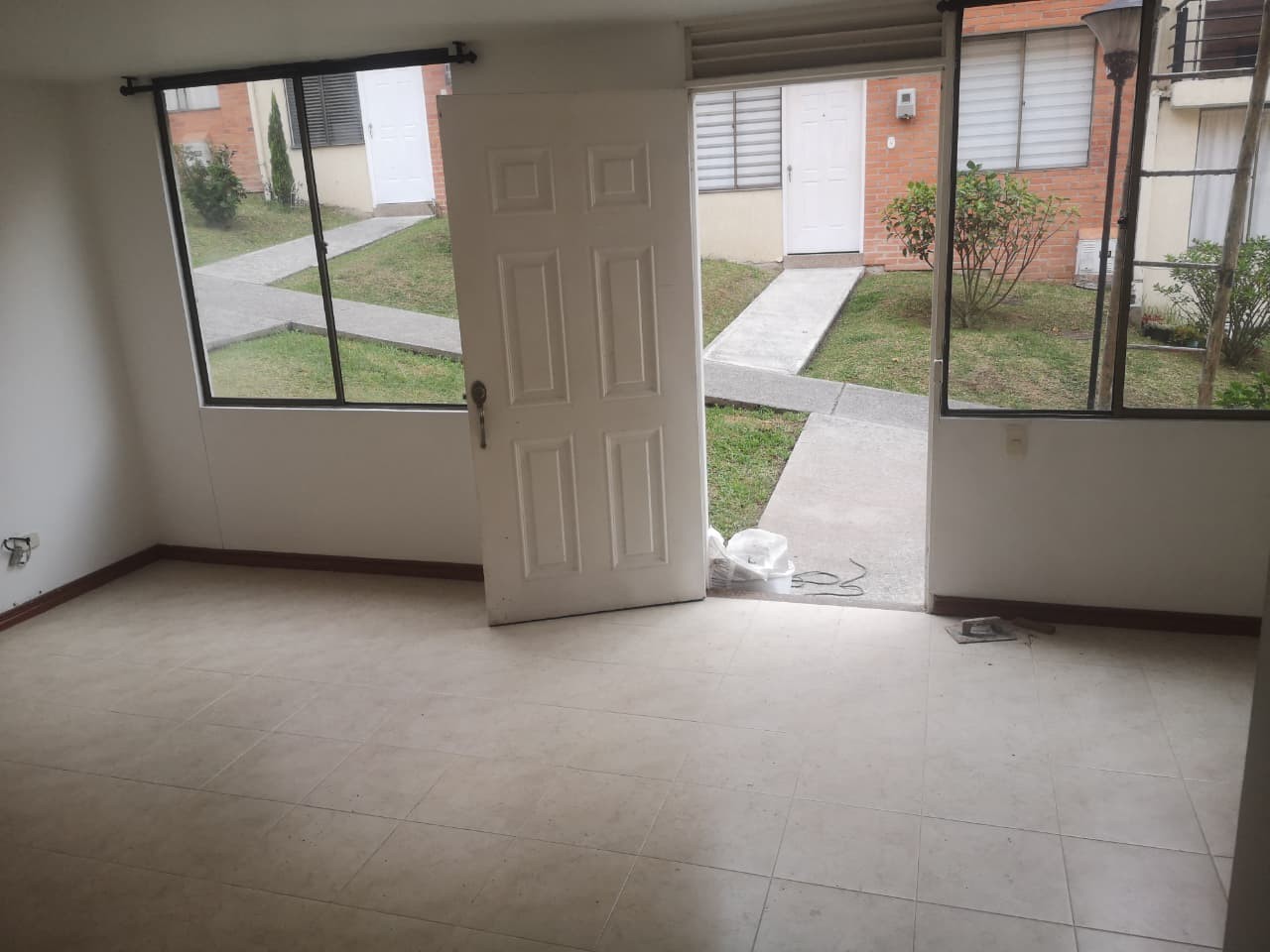 Casa en venta en Los Rosales, Manizales · foto 2 de 13