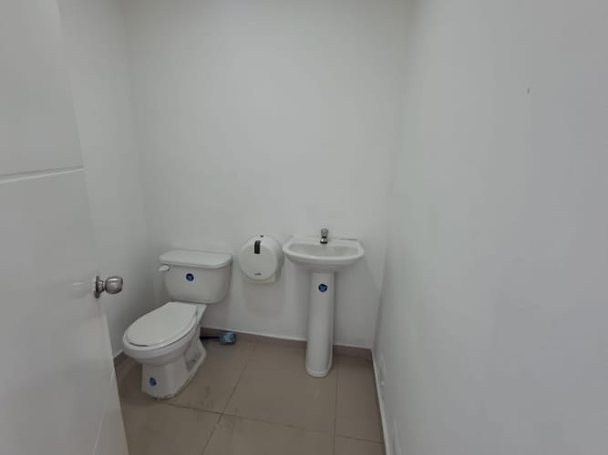 Local en arriendo en Altos Del Prado, Barranquilla, 68 m² · foto 5 de 14