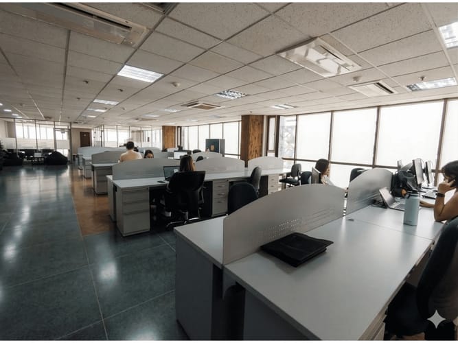 Oficina en venta en La Candelaria, Medellín, 691 m² · foto 6 de 13