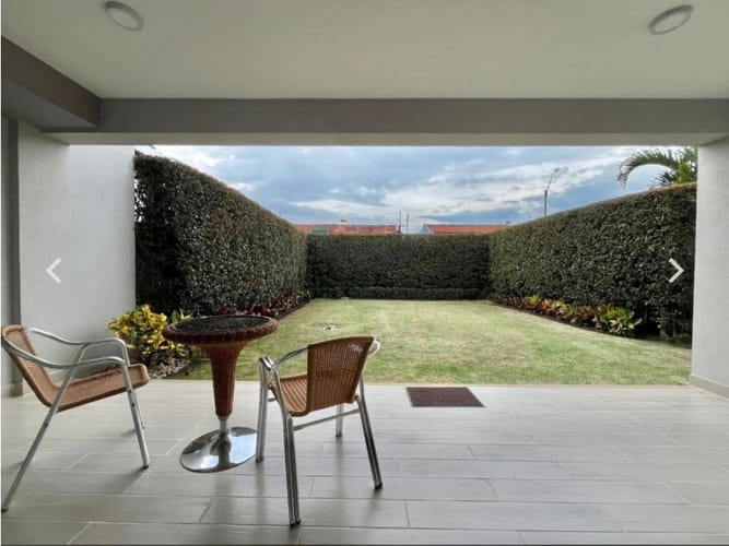 Casa de 4 alcobas en venta en Alfaguara, Jamundí, 230 m² · foto 4 de 12