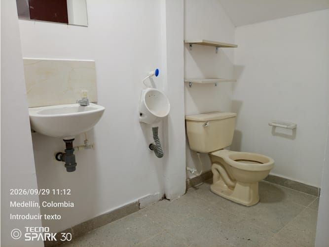 Local en arriendo en Prado, Medellín, 60 m² · foto 12 de 17