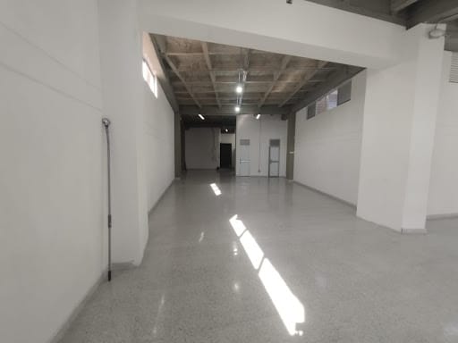 Bodega en arriendo en Belén San Bernardo, Medellín, 190 m² · foto 6 de 7