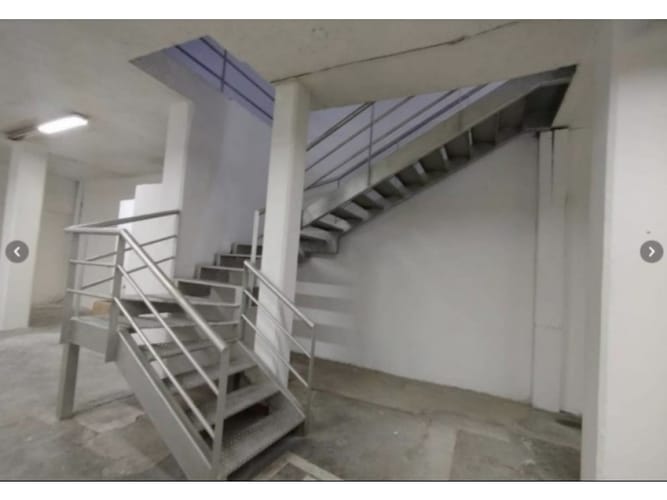 Bodega en arriendo en Perpetuo Socorro, Medellín, 350 m² · foto 5 de 14