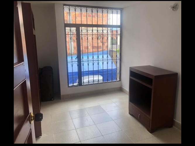 Casa de 4 alcobas en venta en El Cortijo, Madrid, 158 m² · foto 14 de 16