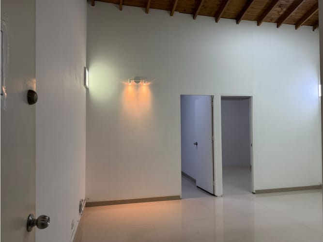 Oficina en arriendo en Conquistadores, Medellín, 36 m² · foto 8 de 13