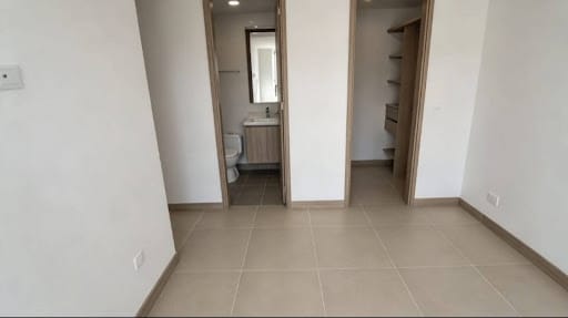 Apartamento en arriendo en Laureles, Medellín, 85 m² · foto 8 de 15