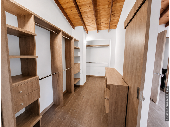 Casa de 3 alcobas en venta en La Ceja, 130 m² · foto 16 de 18