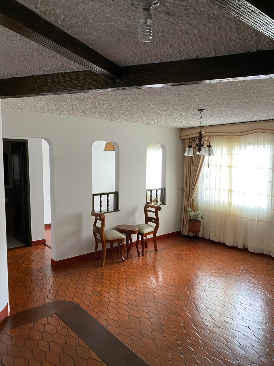 Casa en venta en Alhambra, Bogotá · foto 8 de 24