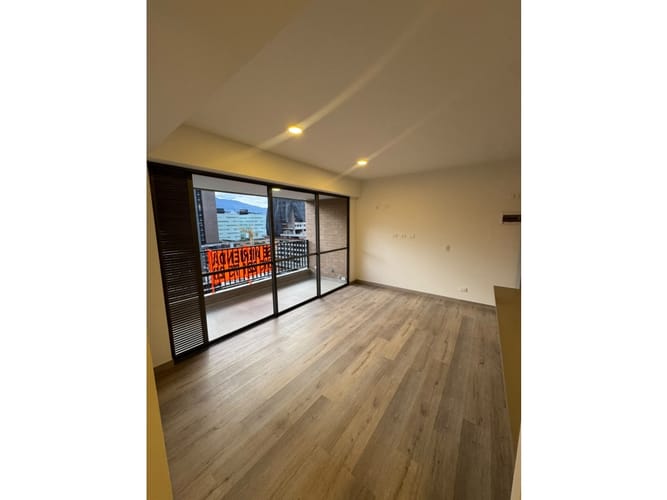 Apartamento de 3 alcobas en arriendo en Simesa, Medellín, 80 m² · foto 5 de 24