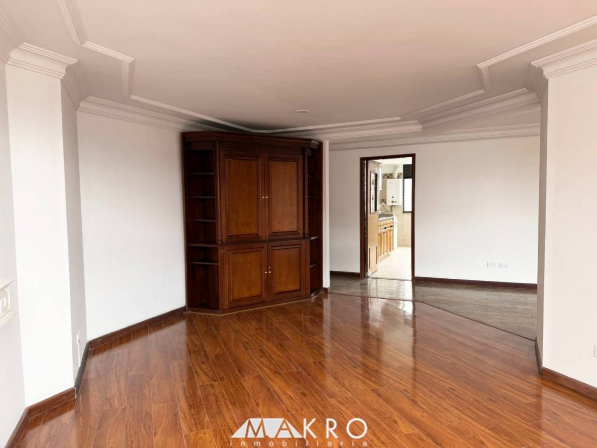 Apartamento en venta en Gratamira, Bogotá · foto 3 de 20