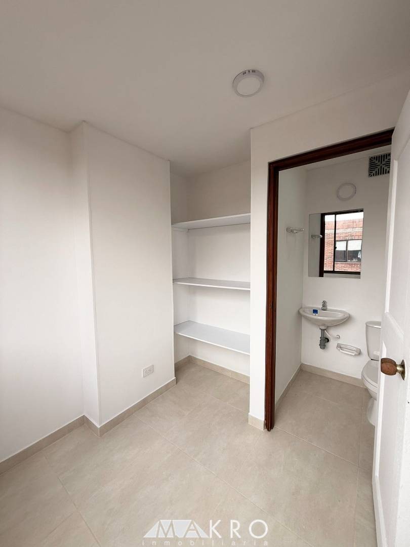 Apartamento en venta en Gratamira, Bogotá · foto 8 de 20