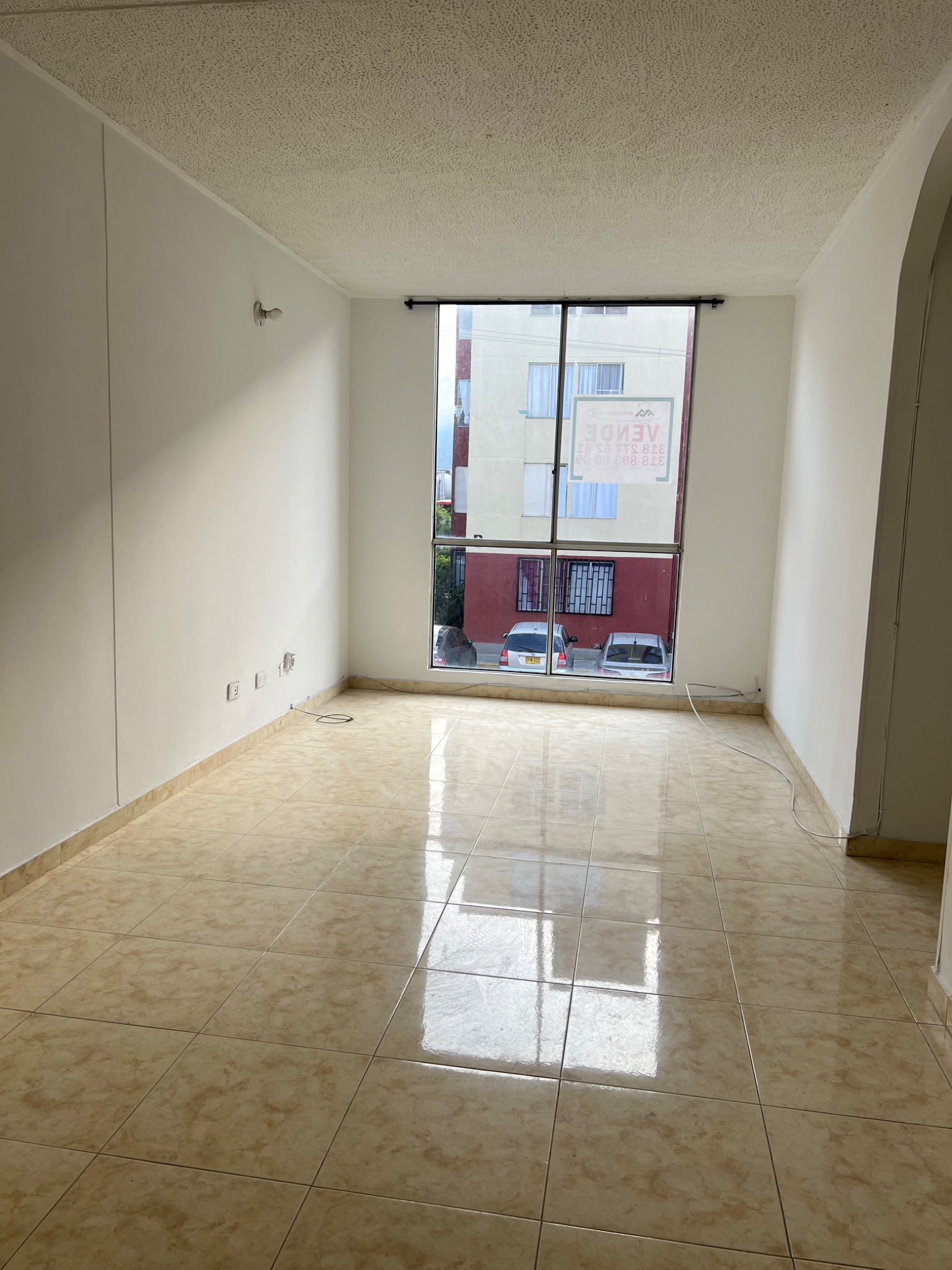 Apartamento en venta en Brisas De Los Alamos, Cali · foto 3 de 17