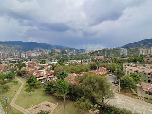 Apartamento de 3 alcobas en arriendo en Las Brisas, La Estrella, 68 m² · foto 6 de 13