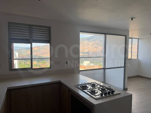 Apartamento de 2 alcobas en venta en Robledo, Medellín, 77 m² · foto 3 de 24