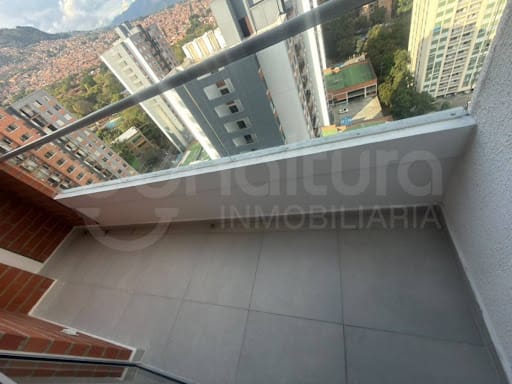 Apartamento de 2 alcobas en venta en Robledo, Medellín, 77 m² · foto 11 de 24