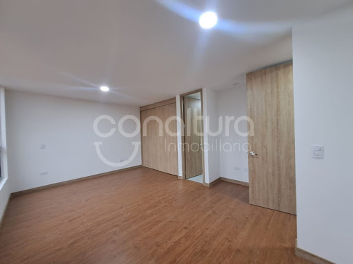 Apartamento en venta en Suramérica, La Estrella · foto 7 de 16