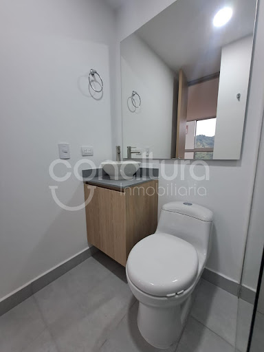 Apartamento en venta en Suramérica, La Estrella · foto 13 de 16