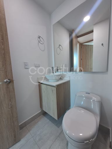 Apartamento de 2 alcobas en venta en Suramérica, La Estrella, 72 m² · foto 10 de 24