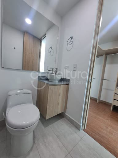 Apartamento de 2 alcobas en venta en Suramérica, La Estrella, 72 m² · foto 12 de 24