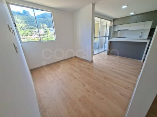 Apartamento de 2 alcobas en arriendo en La Mina, Envigado, 61 m² · foto 3 de 13