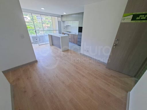 Apartamento de 2 alcobas en arriendo en La Mina, Envigado, 61 m² · foto 4 de 13