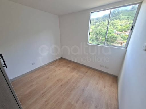 Apartamento de 2 alcobas en arriendo en La Mina, Envigado, 61 m² · foto 8 de 13