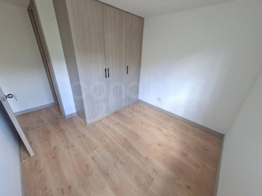 Apartamento de 2 alcobas en arriendo en La Mina, Envigado, 61 m² · foto 9 de 13