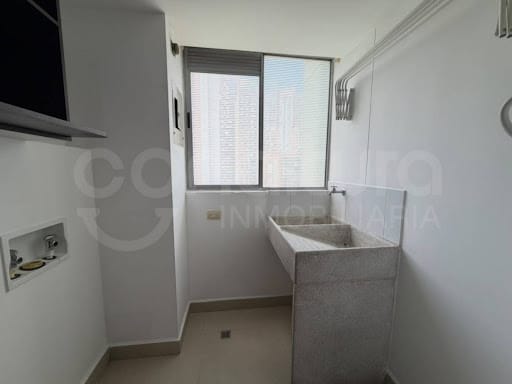 Apartamento de 3 alcobas en arriendo en Ciudad Del Río, Medellín, 85 m² · foto 5 de 19