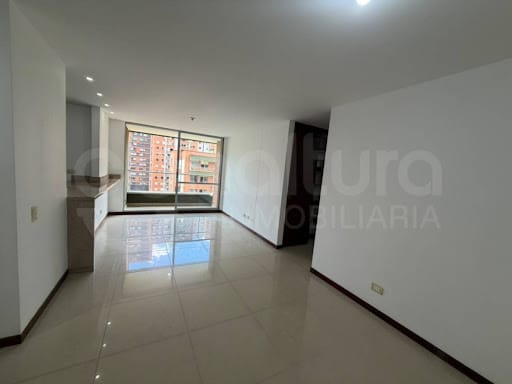 Apartamento de 3 alcobas en arriendo en Ciudad Del Río, Medellín, 85 m² · foto 8 de 19