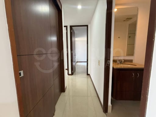 Apartamento de 3 alcobas en arriendo en Ciudad Del Río, Medellín, 85 m² · foto 12 de 19