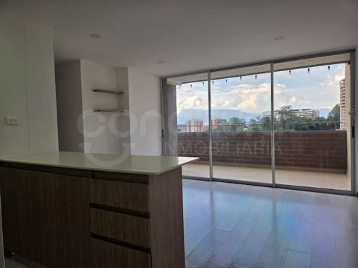 Apartamento de 2 alcobas en arriendo en El Chingui, Envigado, 70 m² · foto 3 de 10