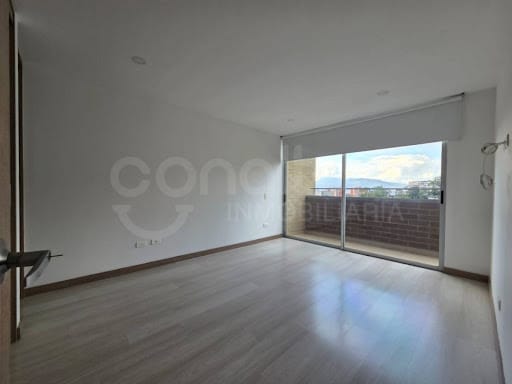 Apartamento de 2 alcobas en arriendo en El Chingui, Envigado, 70 m² · foto 4 de 10