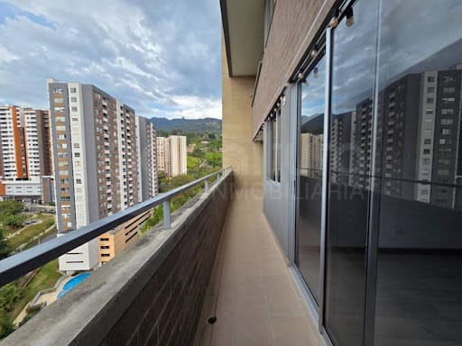Apartamento de 2 alcobas en arriendo en El Chingui, Envigado, 70 m² · foto 6 de 10