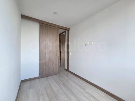 Apartamento de 2 alcobas en arriendo en El Chingui, Envigado, 70 m² · foto 9 de 10