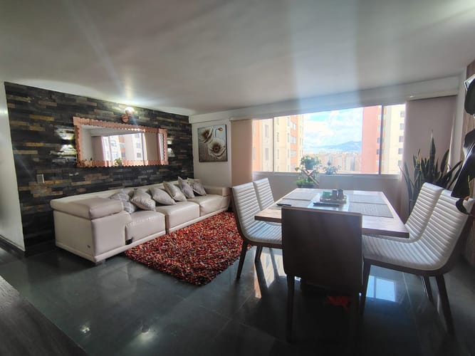 Apartamento de 3 alcobas en venta en Gran Granada, Bogotá, 81 m² · foto 2 de 9