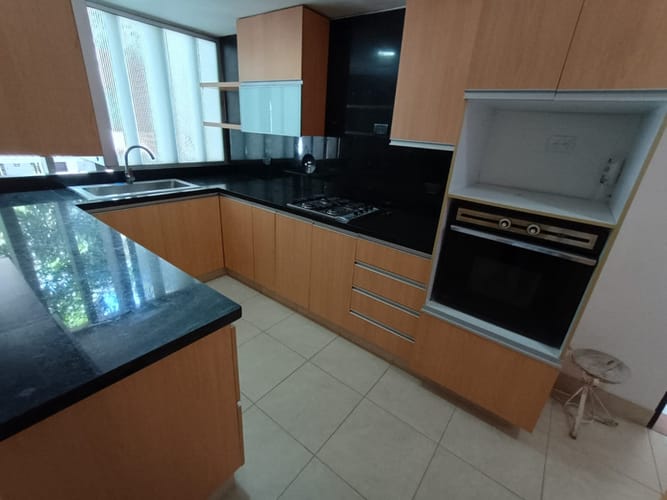 Apartamento de 3 alcobas en arriendo en Santa María De Los Ángeles, Medellín, 140 m² · foto 4 de 24