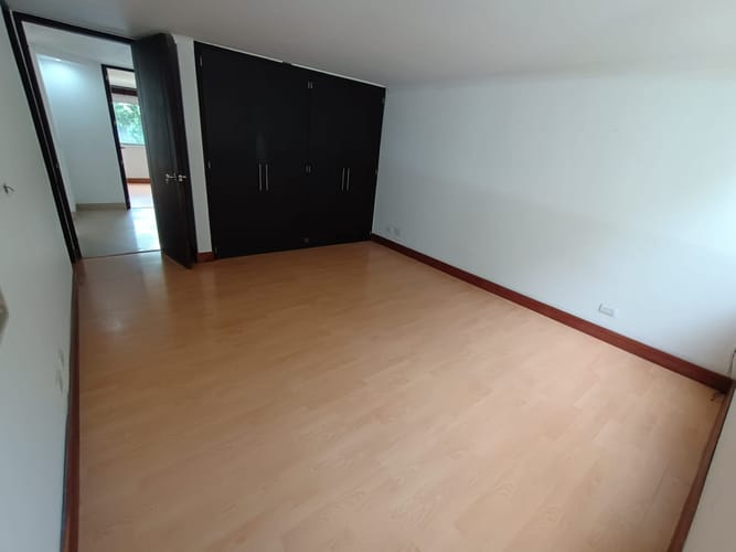 Apartamento de 3 alcobas en arriendo en Santa María De Los Ángeles, Medellín, 140 m² · foto 8 de 24