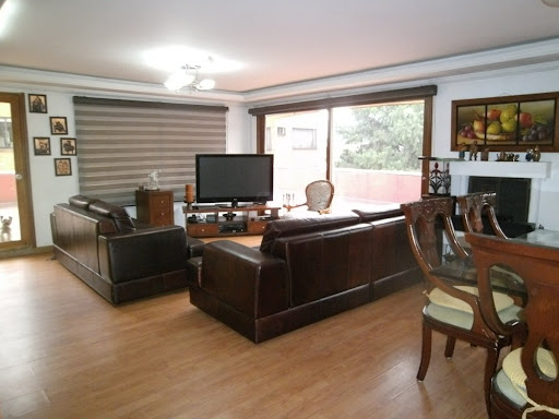 Apartamento en venta en Polo Club, Bogotá · foto 2 de 17