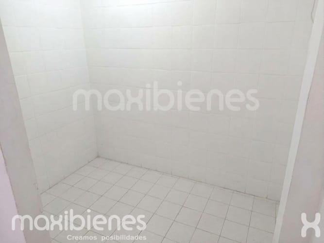 Local en arriendo en Santa Lucia, Medellín, 20 m² · foto 5 de 7