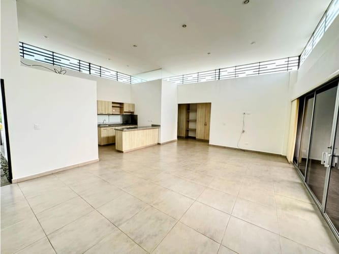 Casa de 3 alcobas en venta en La Floresta, Armenia, 173 m² · foto 3 de 24