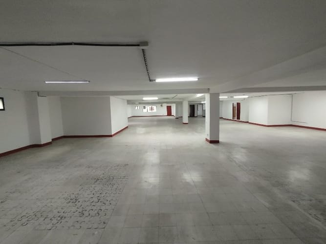 Bodega en arriendo en Caribe, Medellín, 530 m² · foto 10 de 19