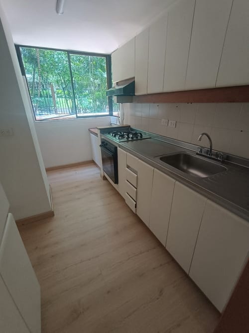 Apartamento de 2 alcobas en arriendo en Santa María De Los Ángeles, Medellín, 90 m² · foto 2 de 23