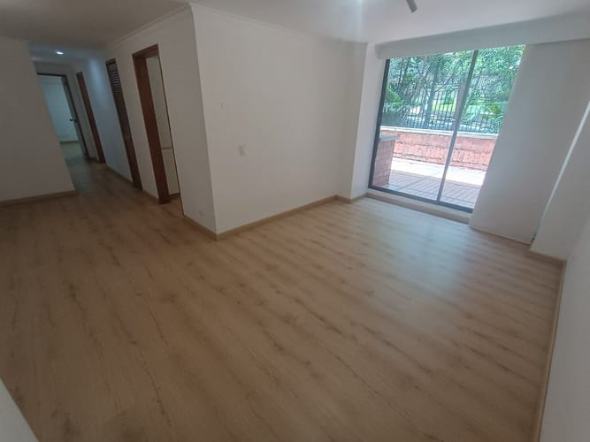 Apartamento de 2 alcobas en arriendo en Santa María De Los Ángeles, Medellín, 90 m² · foto 6 de 23