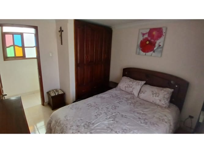 Casa de 6 alcobas en venta en El Sol, Funza, 237 m² · foto 14 de 24